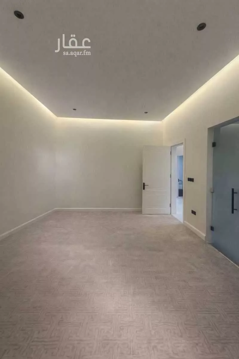 3 bedroom floor in Al Rabie 9