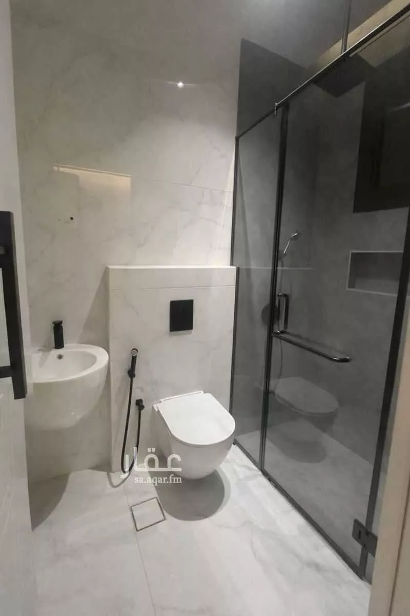 3 bedroom floor in Al Rabie 10