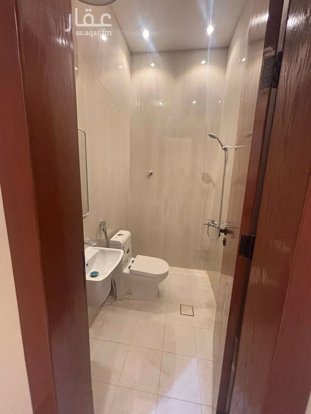 4 bedroom floor in As Saadah 15