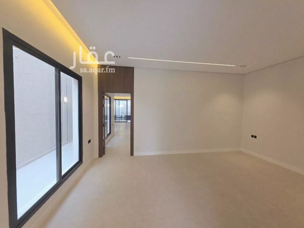 3 bedroom floor in As Suwaidi Al Gharabi 10