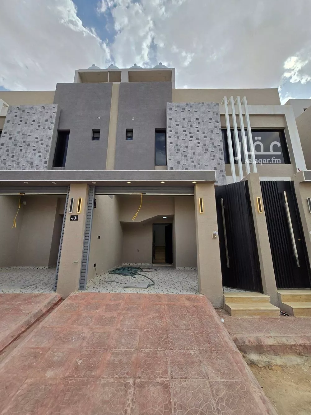 5 bedroom floor in Badr 18