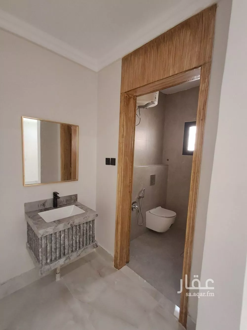 6 bedroom floor in Al Rimal 11