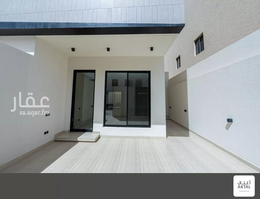 4 bedroom floor in Al Aridh 4