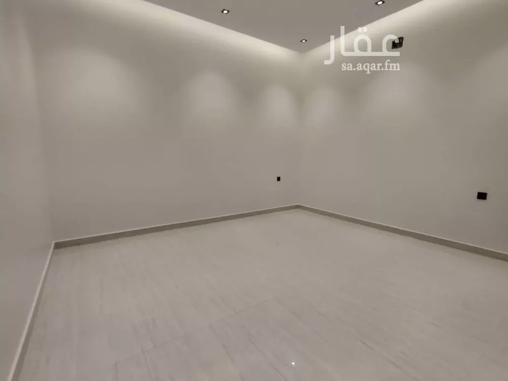3 bedroom floor in Ash Sharq 9