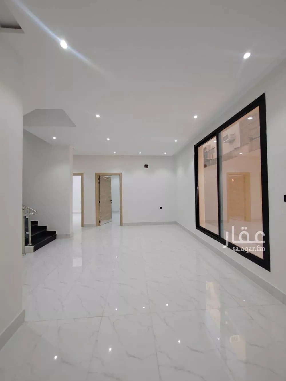 6 bedroom villa in Al Uraija Al Gharbi, Riyadh 9
