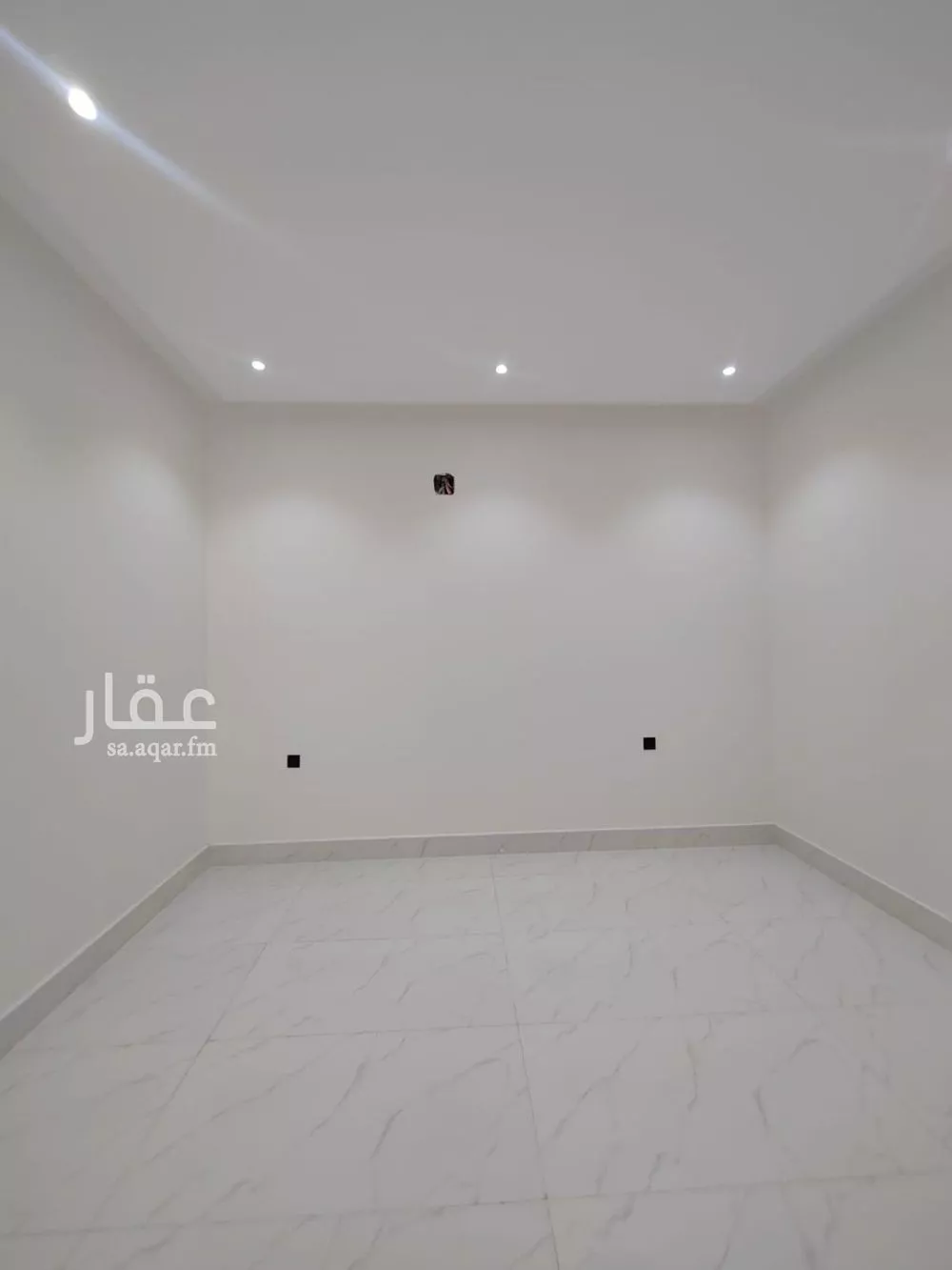 6 bedroom villa in Al Uraija Al Gharbi, Riyadh 17
