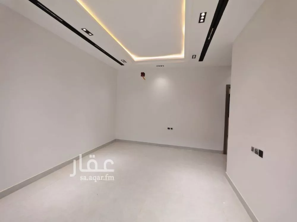 دور 5 غرف في طيبة 12