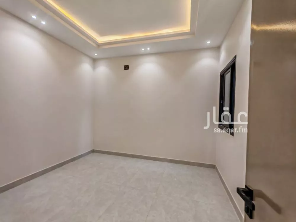 دور 5 غرف في طيبة 7
