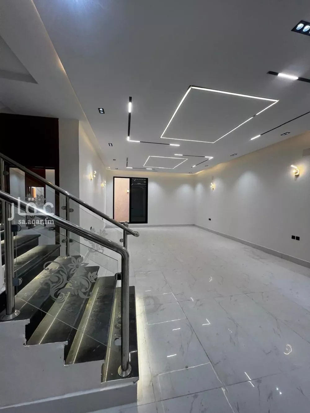 5 bedroom floor in Taibah 11