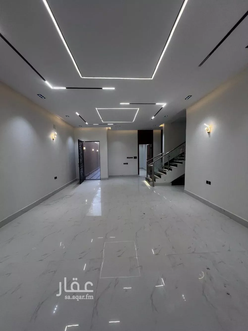 5 bedroom floor in Taibah 13