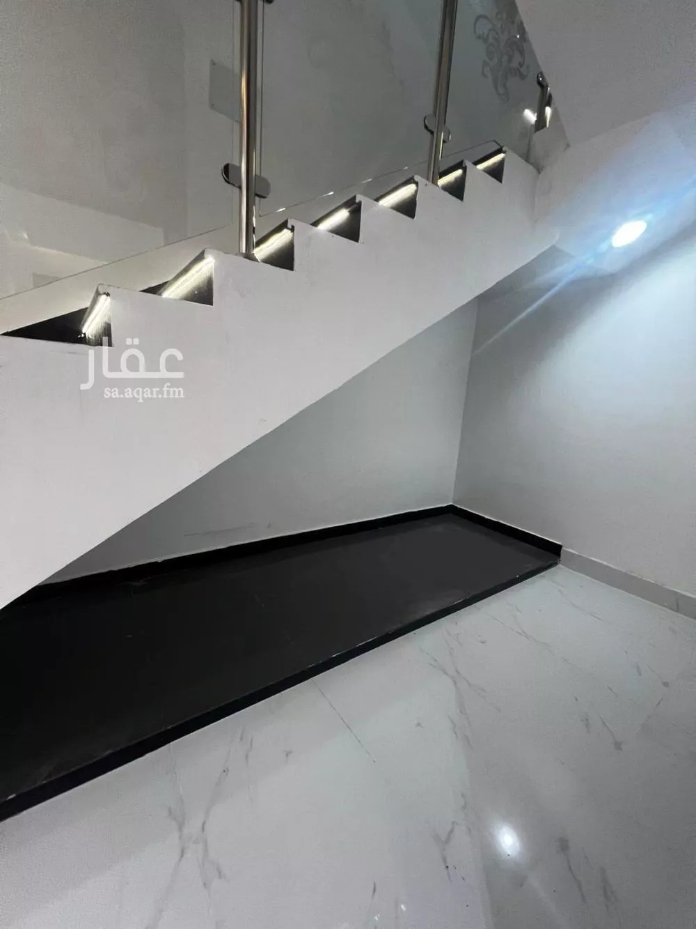 5 bedroom floor in Taibah 16