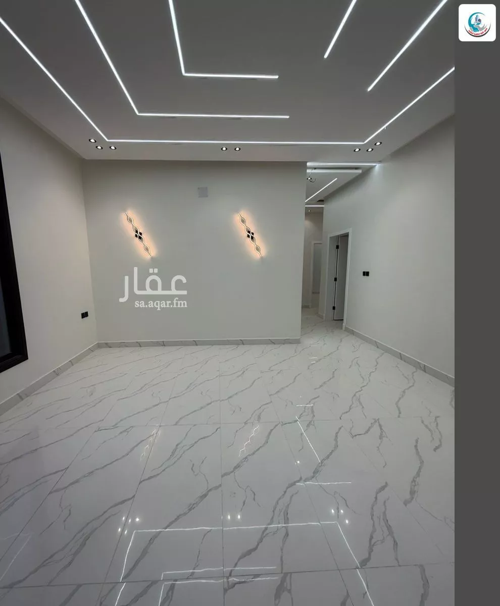 5 bedroom floor in Al Janadriyah 5