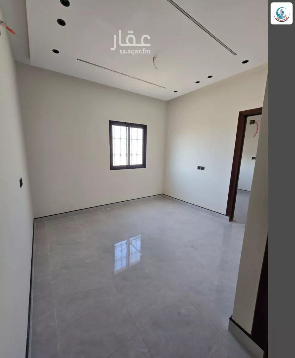 7 bedroom floor in Al Janadriyah 4