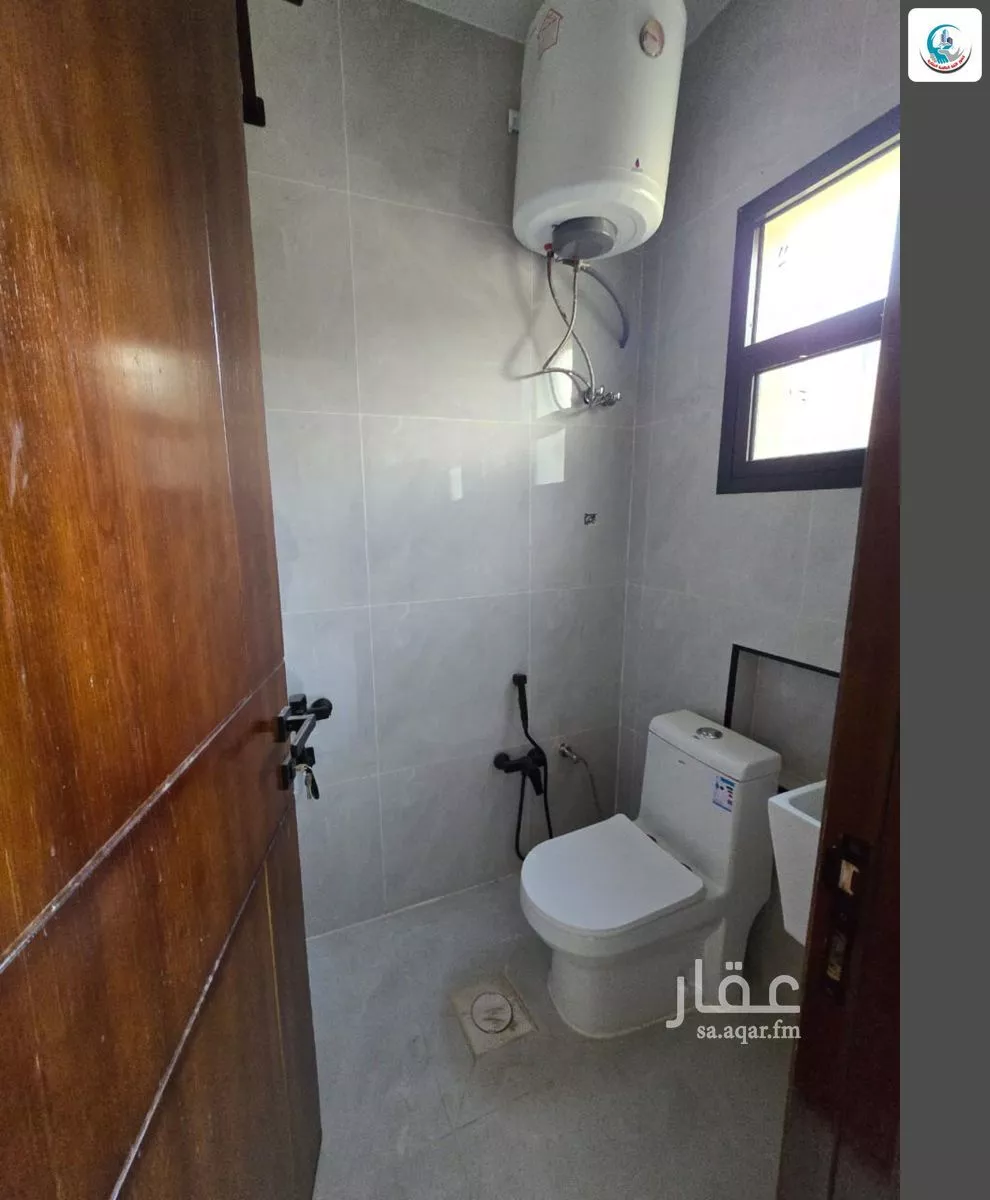 7 bedroom floor in Al Janadriyah 6