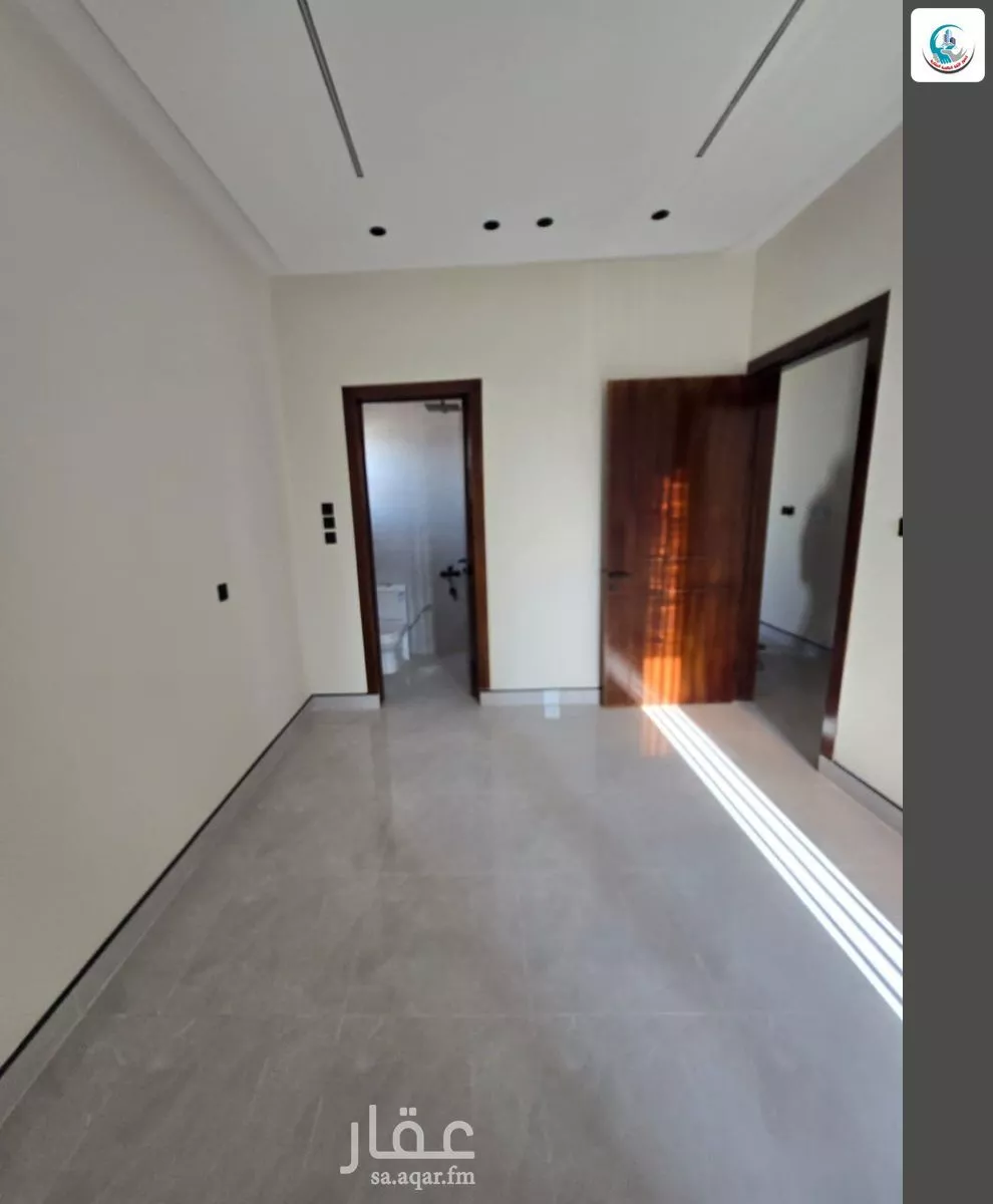 7 bedroom floor in Al Janadriyah 8