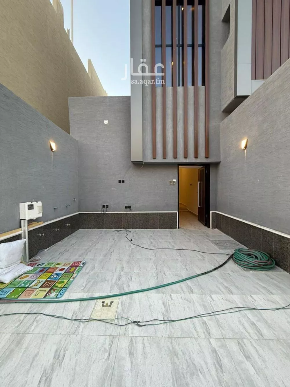 4 bedroom floor in Al Rimal 2