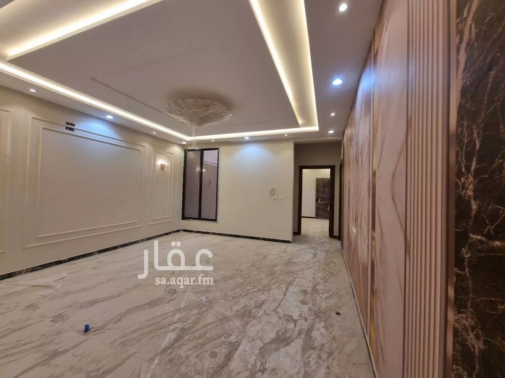 5 bedroom floor in Okaz 12