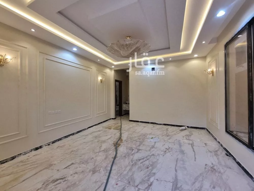 5 bedroom floor in Okaz 9