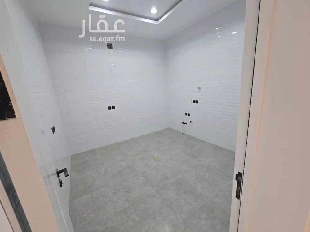 دور 4 غرف في ظهرة نمار 18
