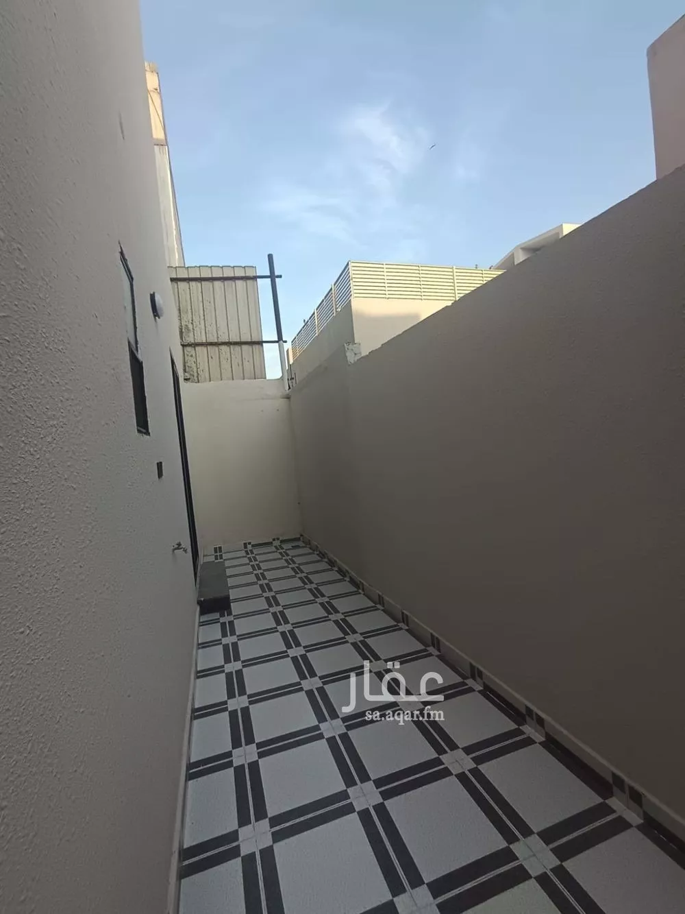 3 bedroom floor in Al Zahrah 2