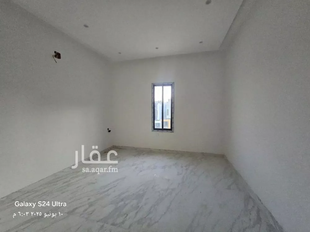 دور 4 غرف في طيبة 13