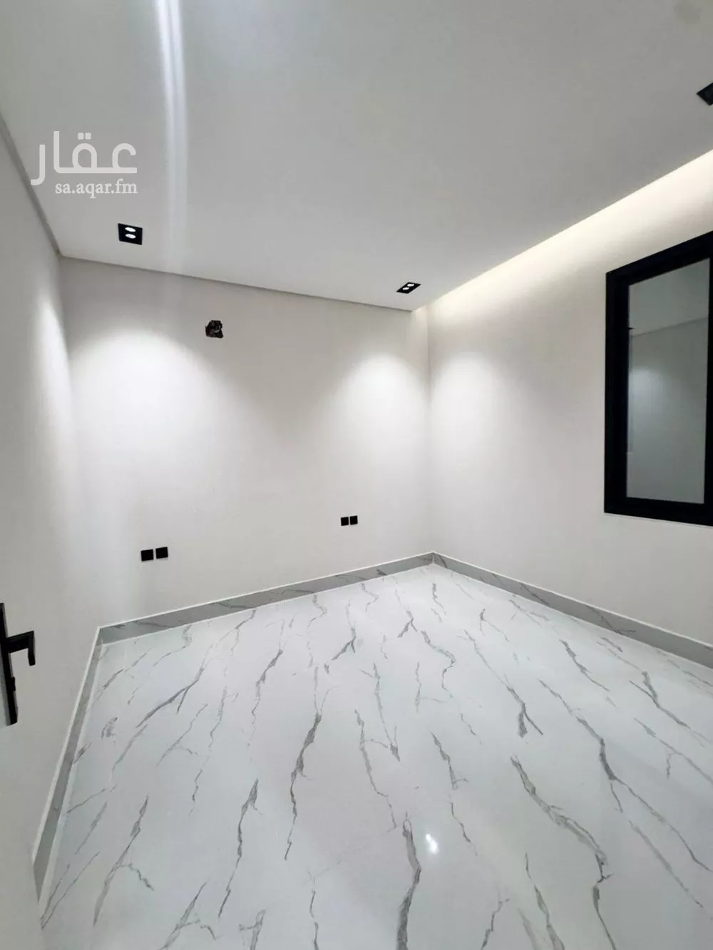 5 bedroom floor in Tuwaiq 4