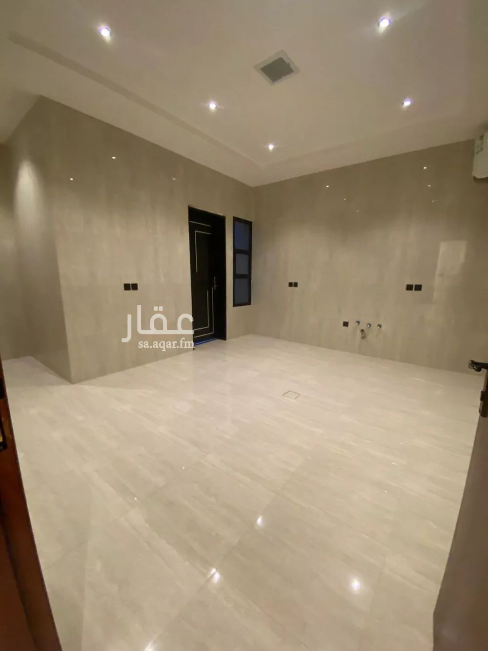 دور 7 غرف في الرمال 9