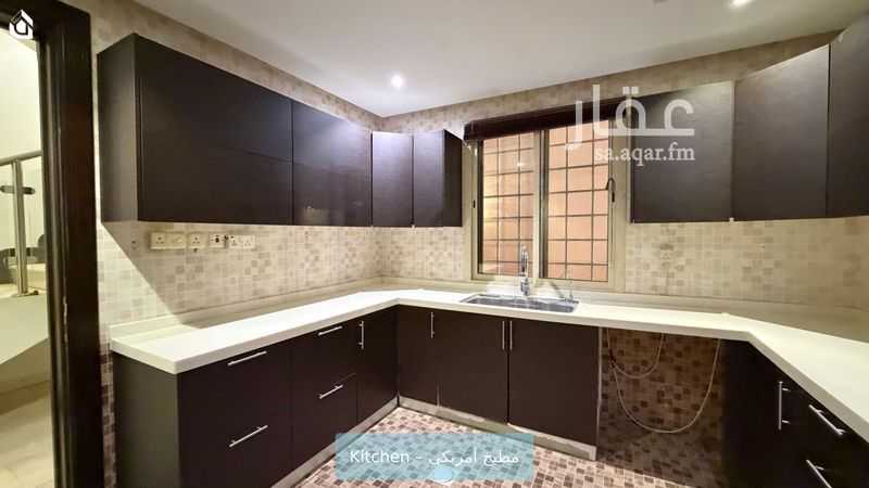 4 bedroom villa in Hittin, Riyadh 5