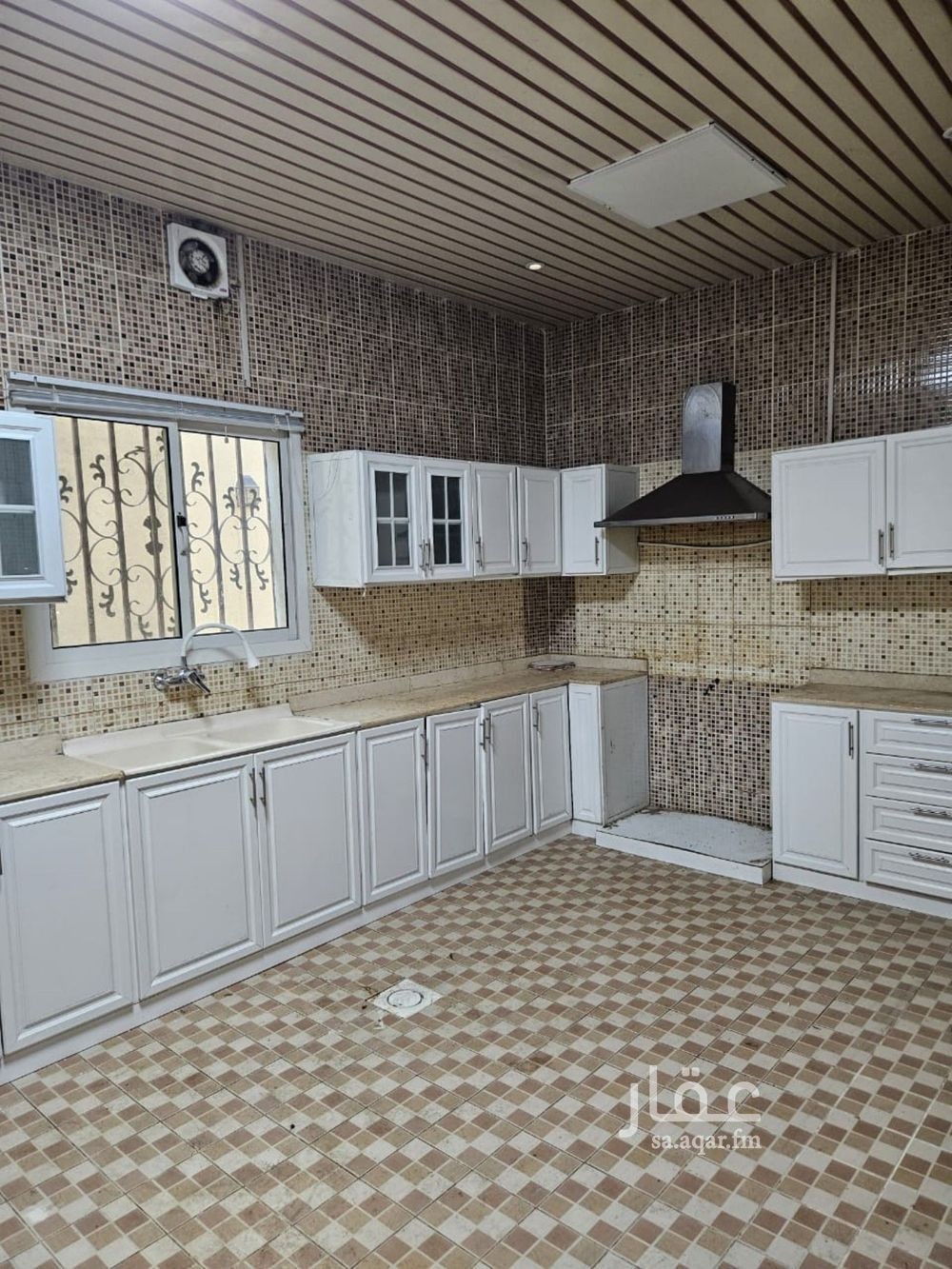5 bedroom villa in Qurtubah, Riyadh 11