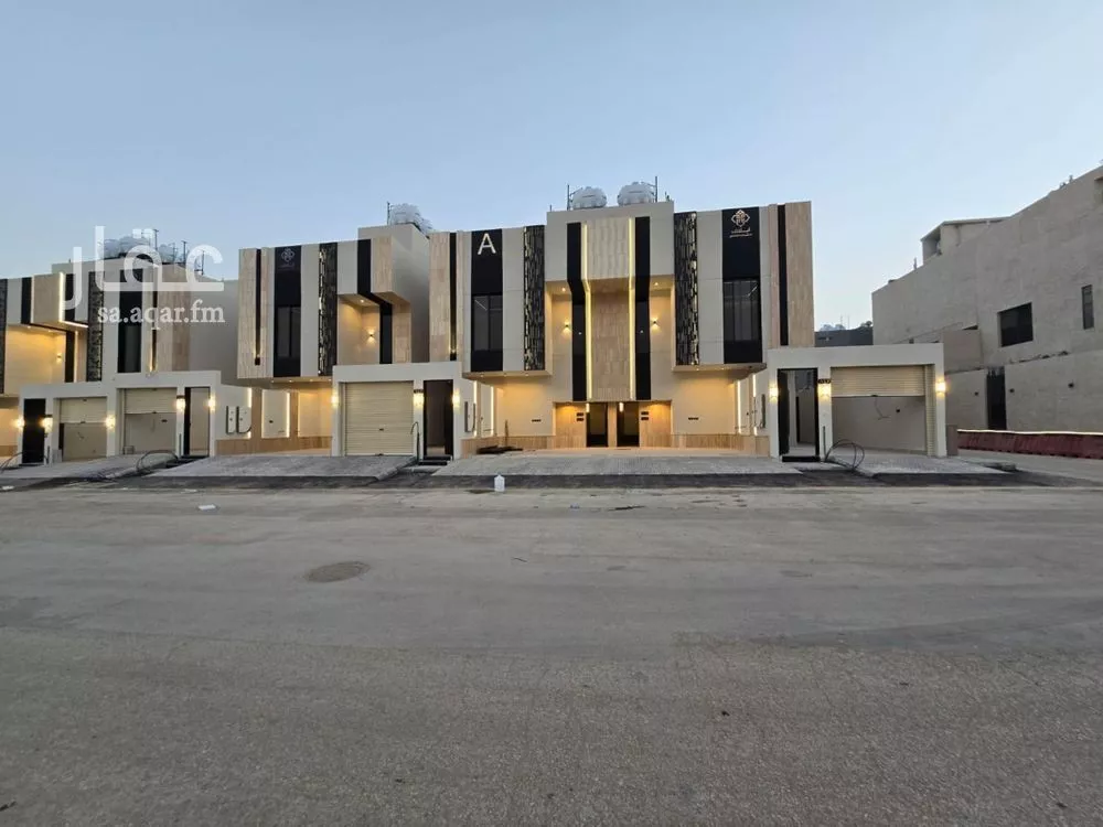 3 bedroom floor in Tuwaiq 10