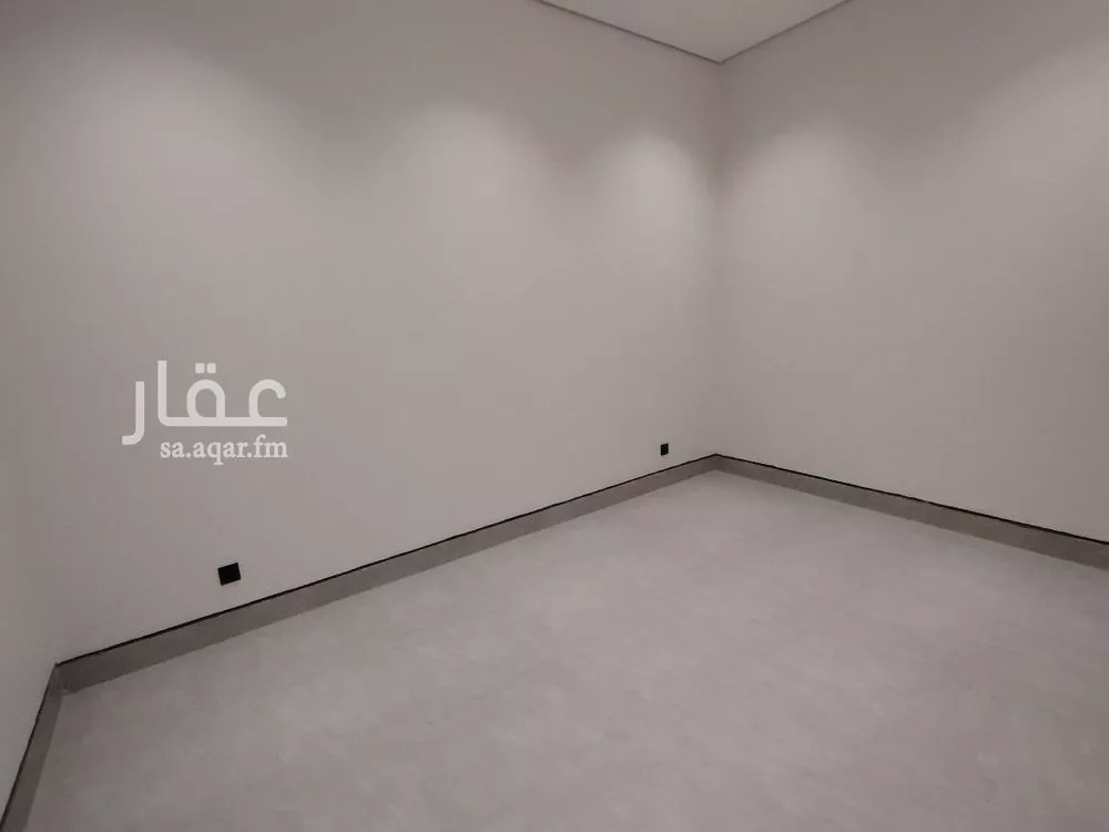 4 bedroom floor in Al Rimal 6