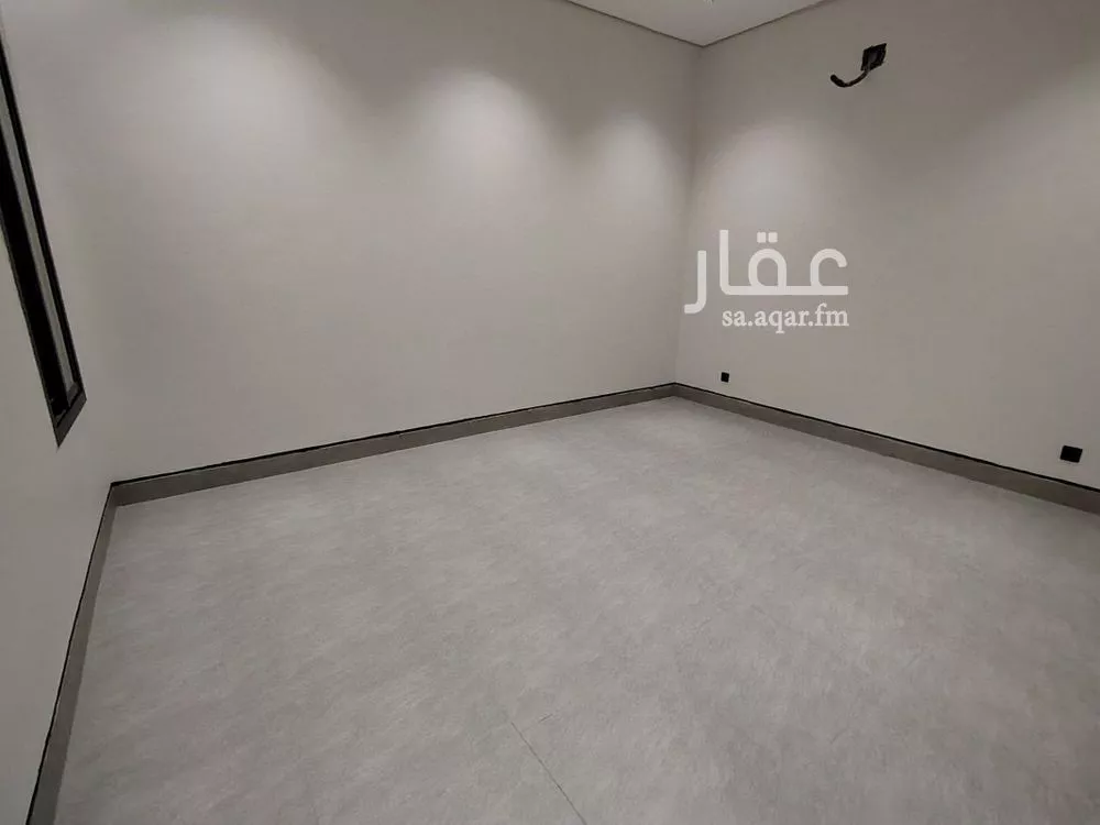 4 bedroom floor in Al Rimal 10