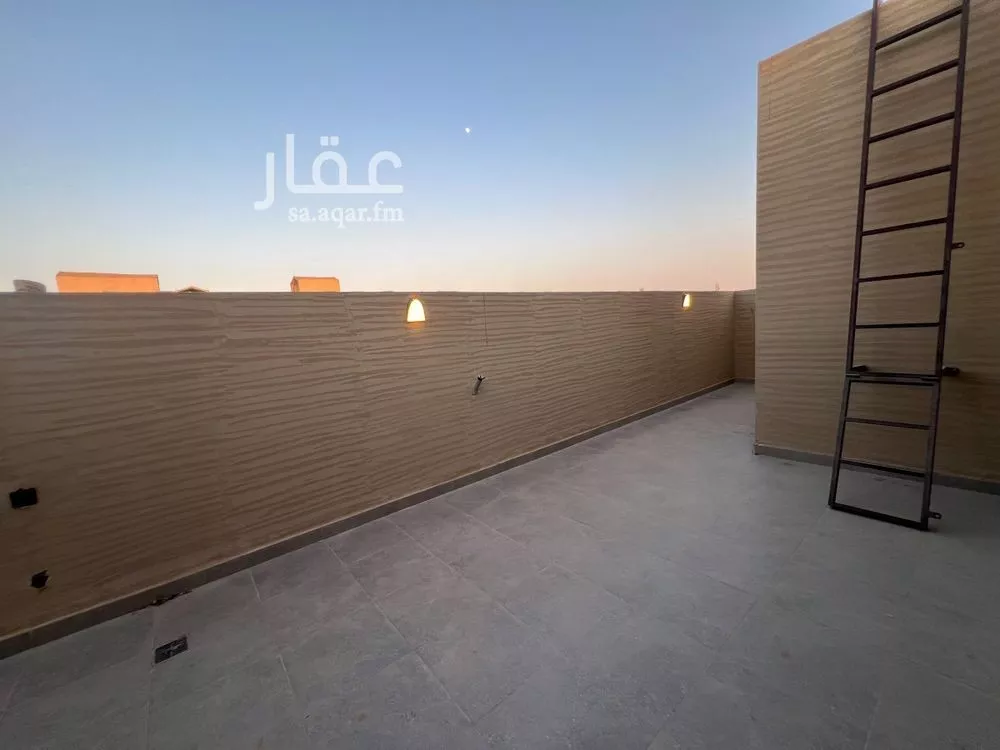 دور 6 غرف في المونسية 15