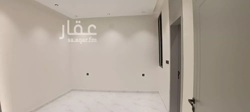 4 bedroom floor in Badr 5