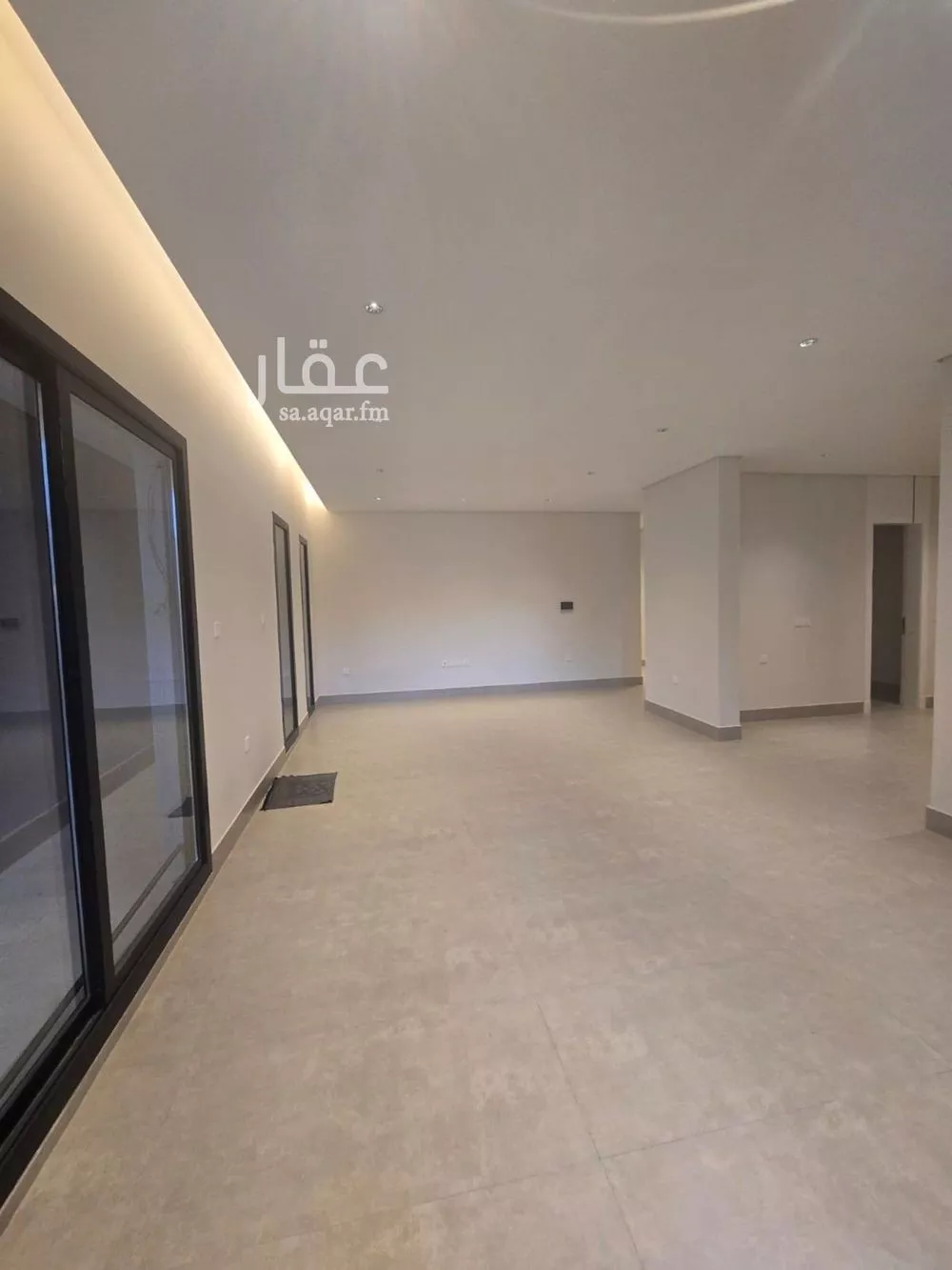 3 bedroom floor in Al Narjis 5