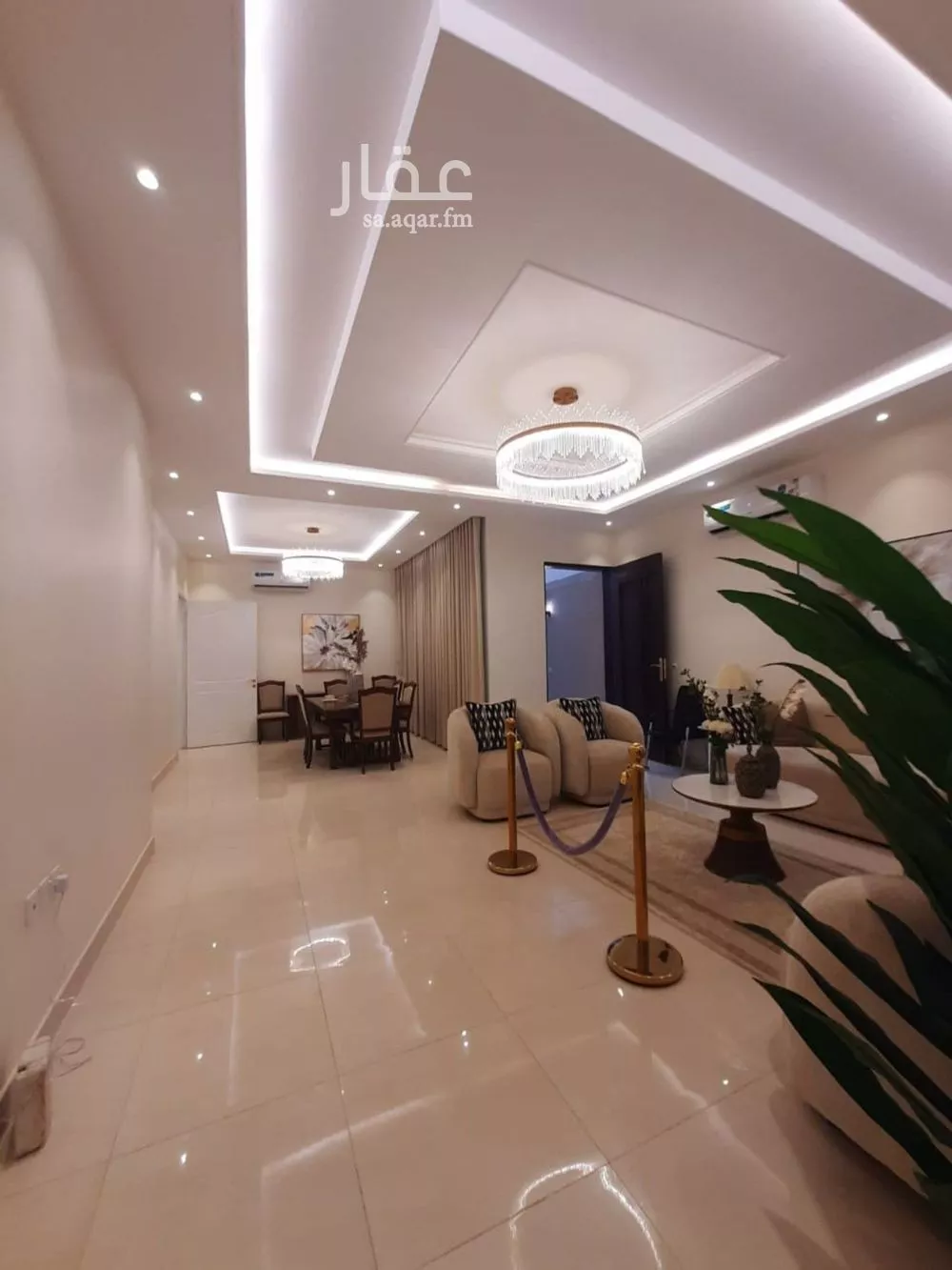 4 bedroom floor in Okaz 12