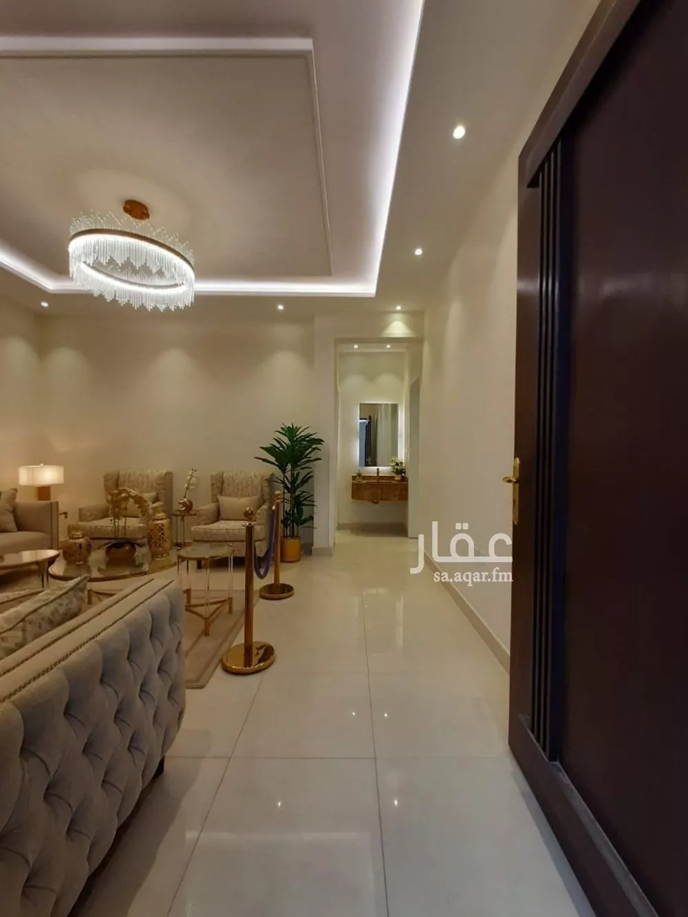4 bedroom floor in Okaz 16