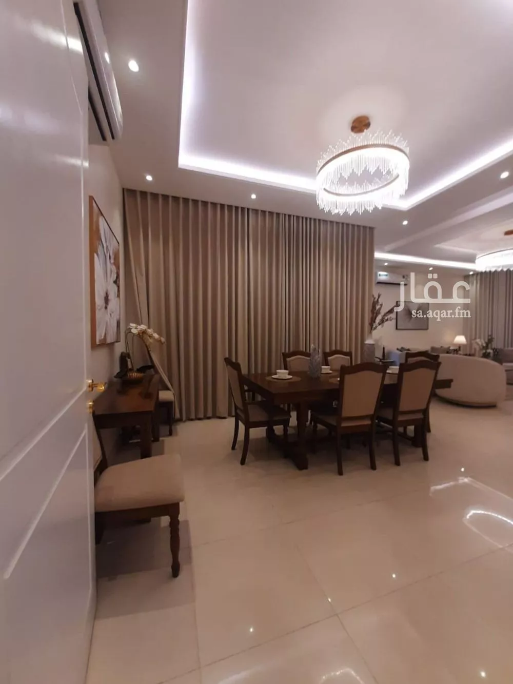 4 bedroom floor in Okaz 6