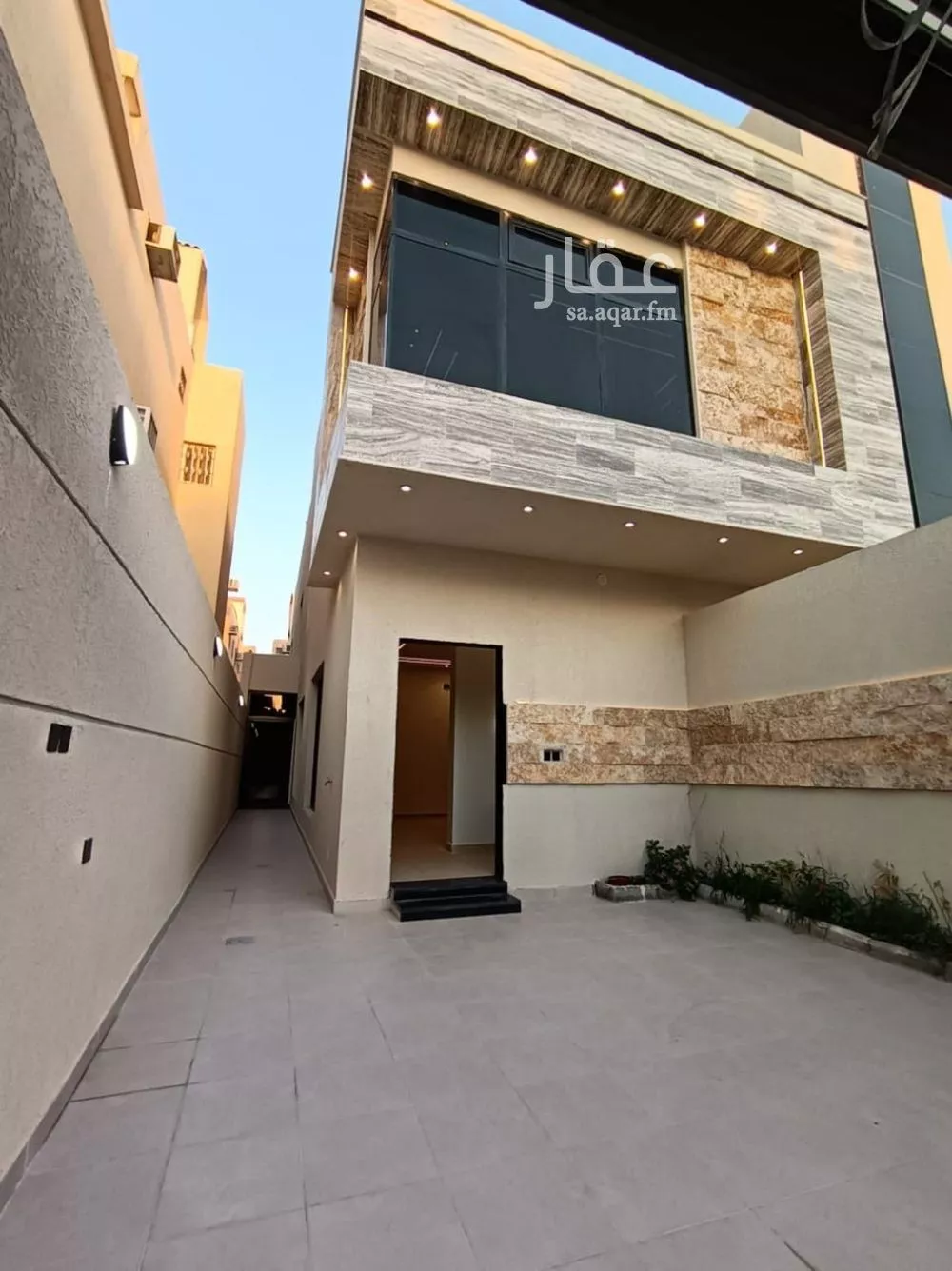 6 bedroom floor in Dhahrat Namar 3