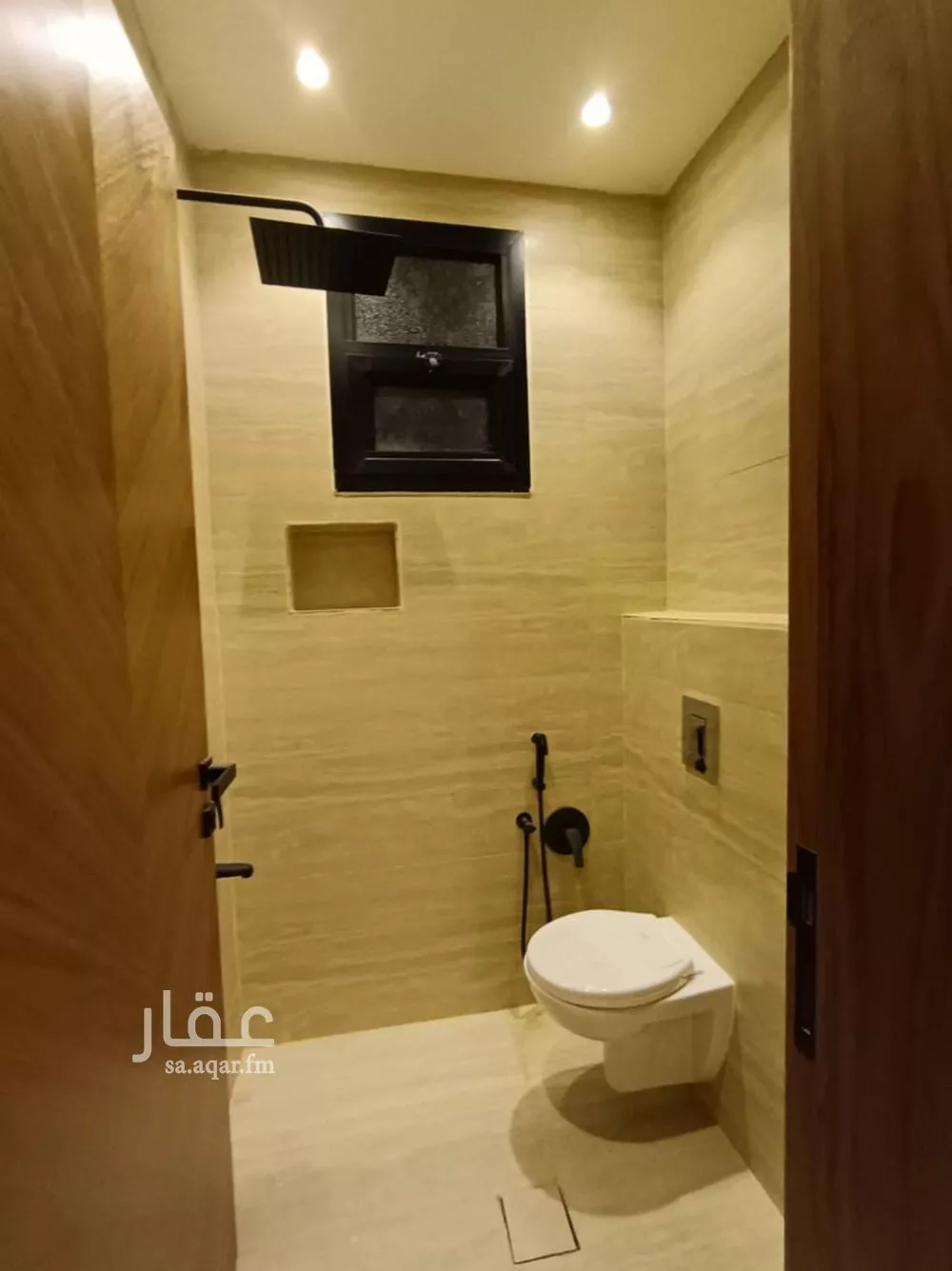6 bedroom floor in Dhahrat Namar 7