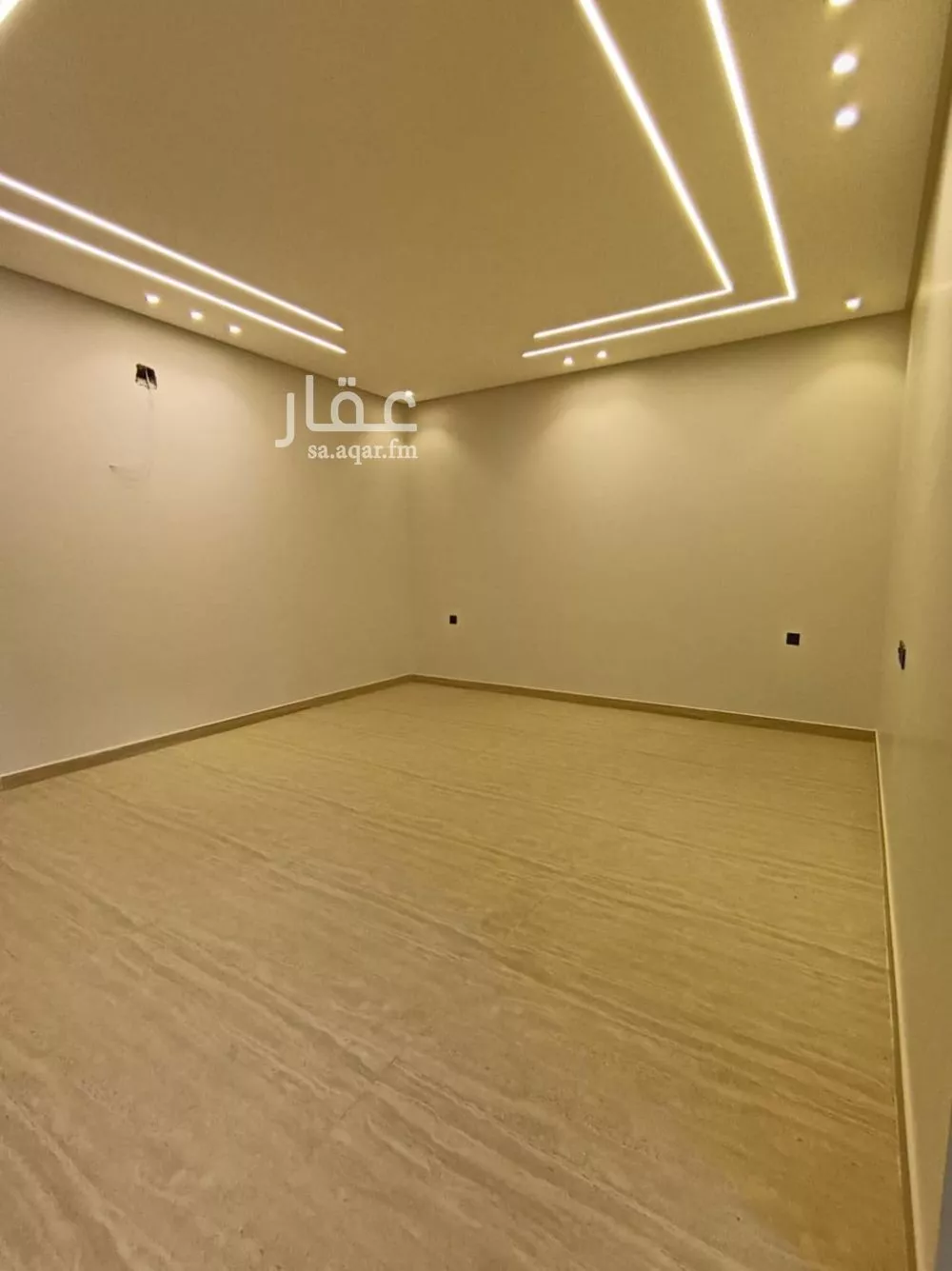 6 bedroom floor in Dhahrat Namar 9