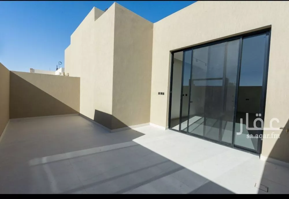 4 bedroom floor in Al Aridh 15