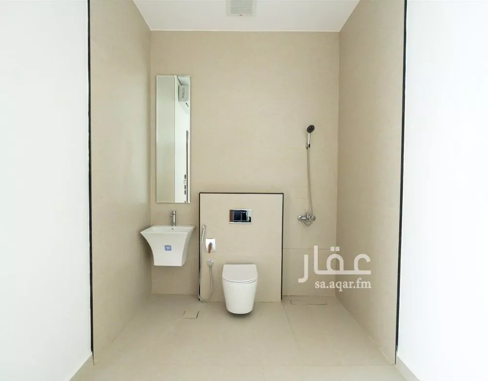 4 bedroom floor in Al Aridh 3