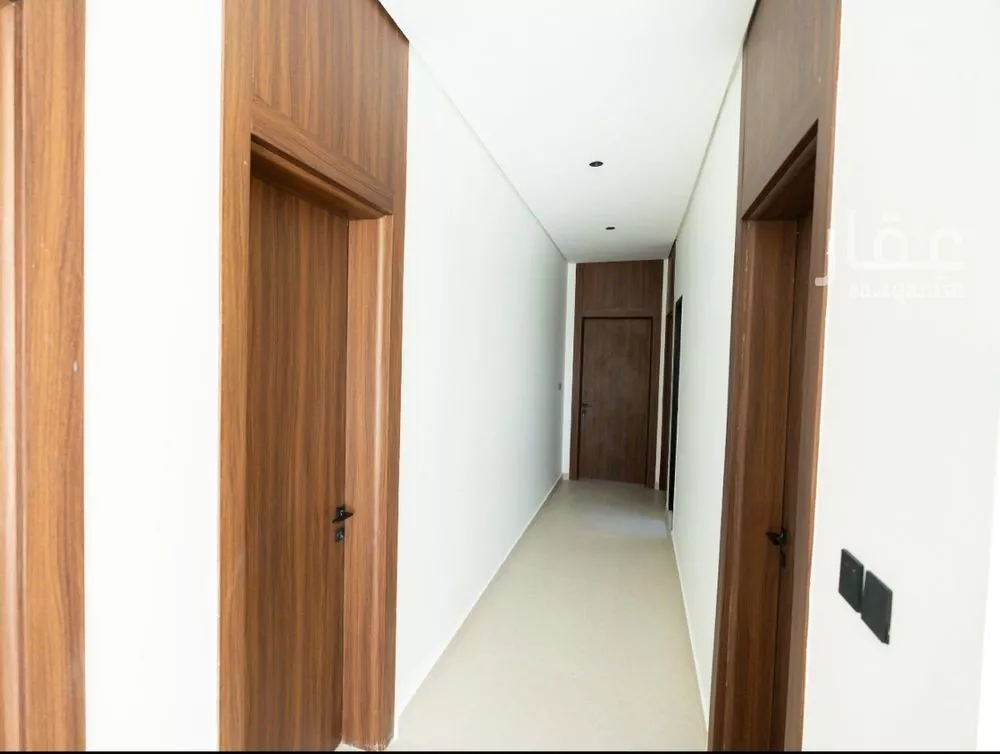 4 bedroom floor in Al Aridh 5