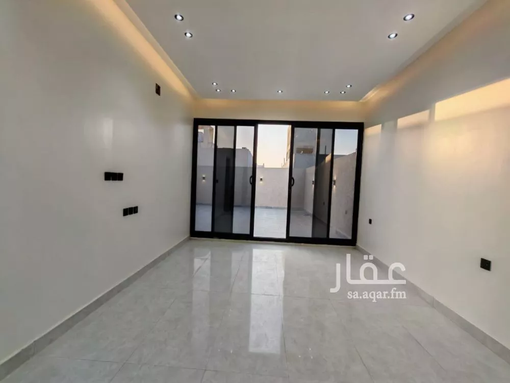 دور 4 غرف في الرمال 6