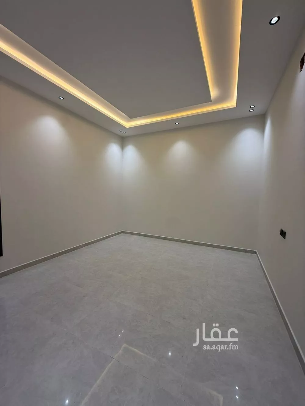 دور 4 غرف في احد 7