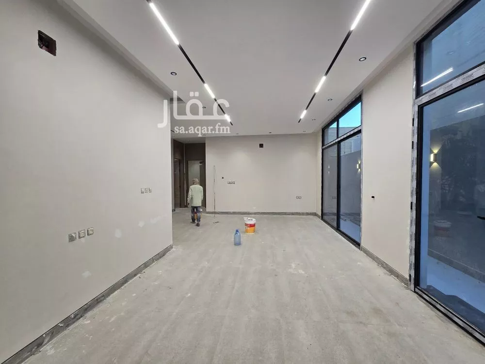 3 bedroom floor in Al Khaleej 11