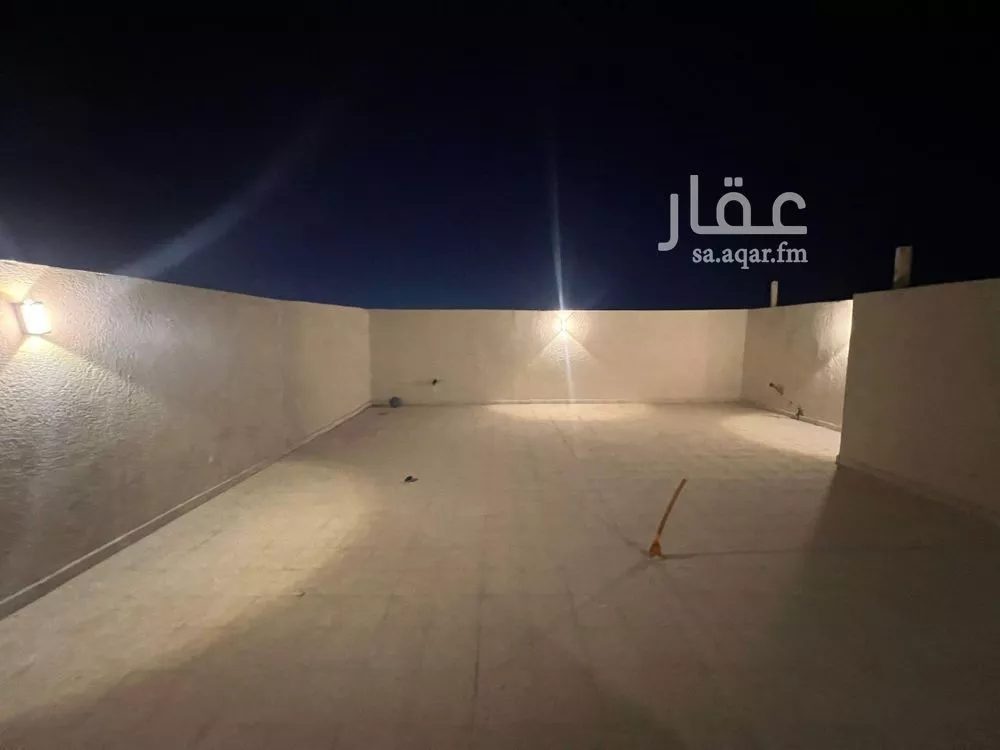 5 bedroom floor in Tuwaiq 2