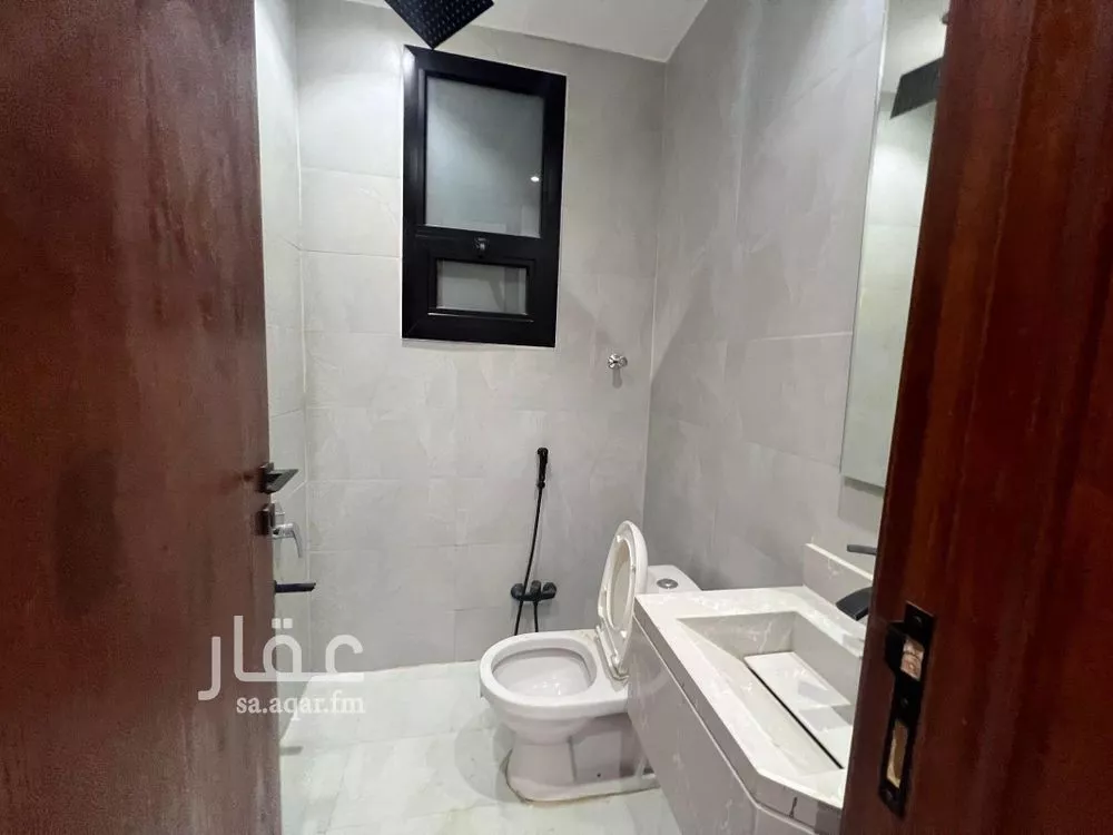 5 bedroom floor in Tuwaiq 12