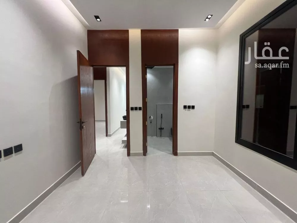 5 bedroom floor in Tuwaiq 15